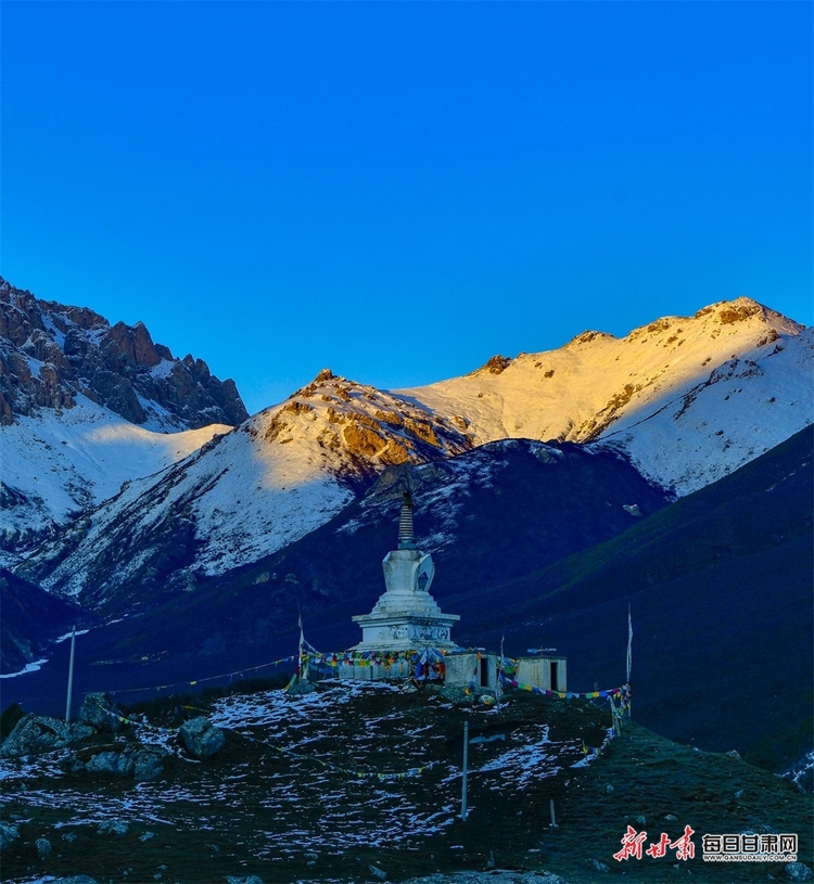 初夏 在马牙雪山遇见冬日美景_fororder_初夏9