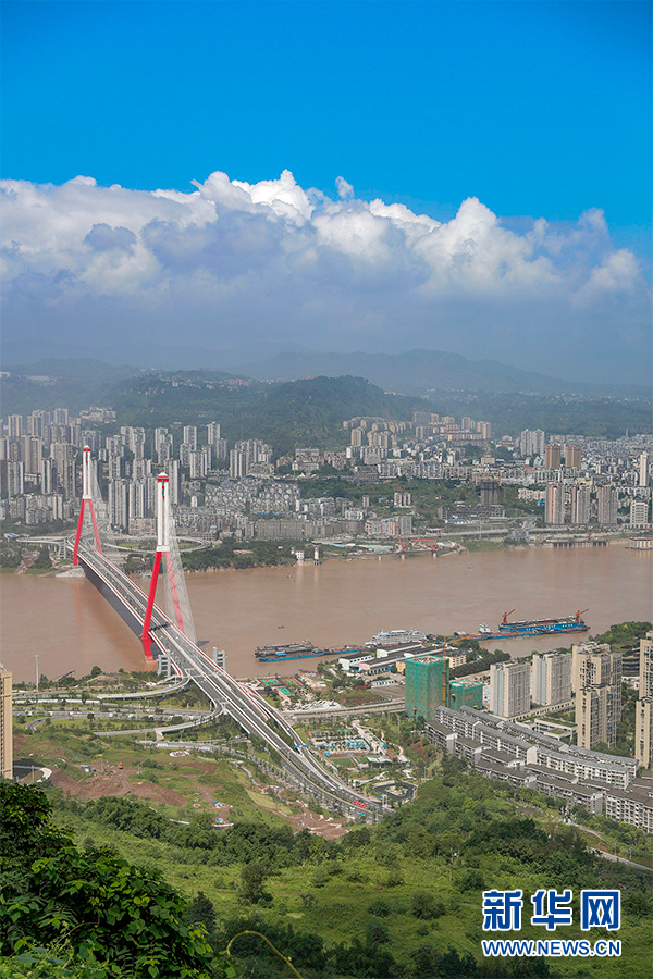 【城市远洋】重庆万州：云破天开 碧空如洗