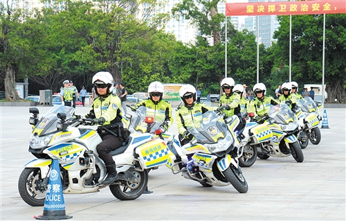 南宁警方举行应急处突拉动演练