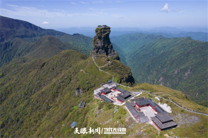 铜仁：梵净山巅风景独好