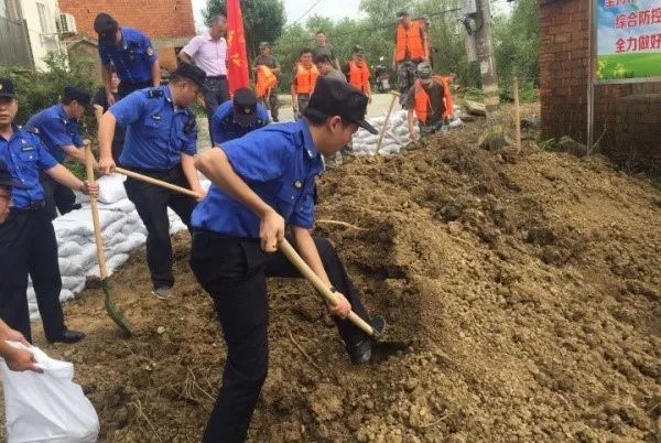 “洪水无情，台盟有爱”——安徽台盟在行动