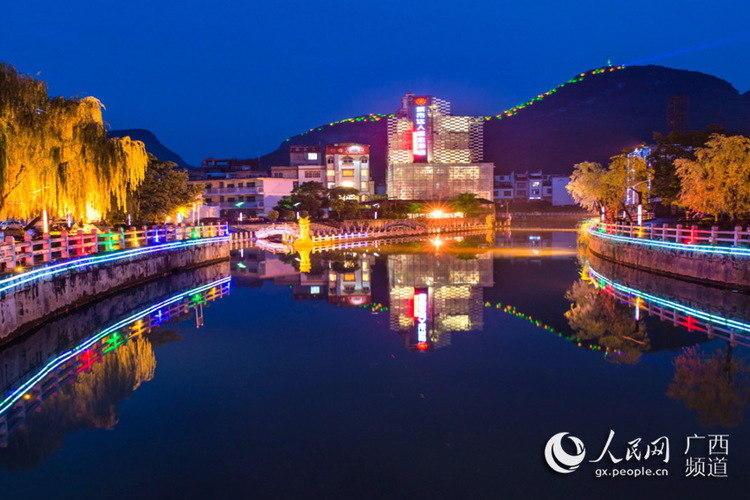 广西忻城：青山绿水皆是景 城乡处处美如画