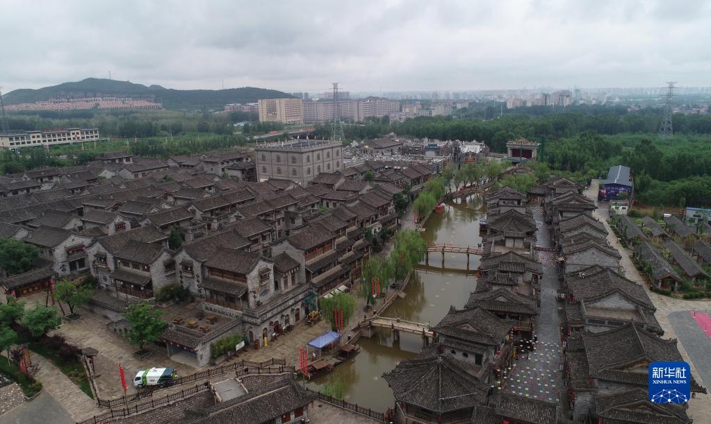 石家庄鹿泉：龙泉古镇雨后景色怡人