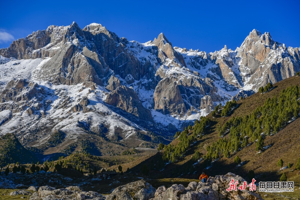 初夏 在马牙雪山遇见冬日美景_fororder_初夏1