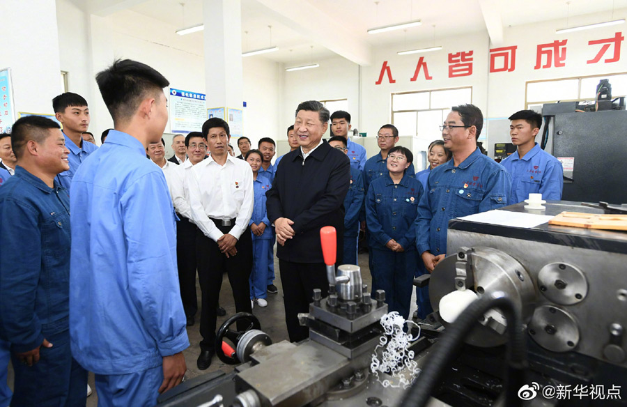 习近平考察山丹培黎学校和山丹马场