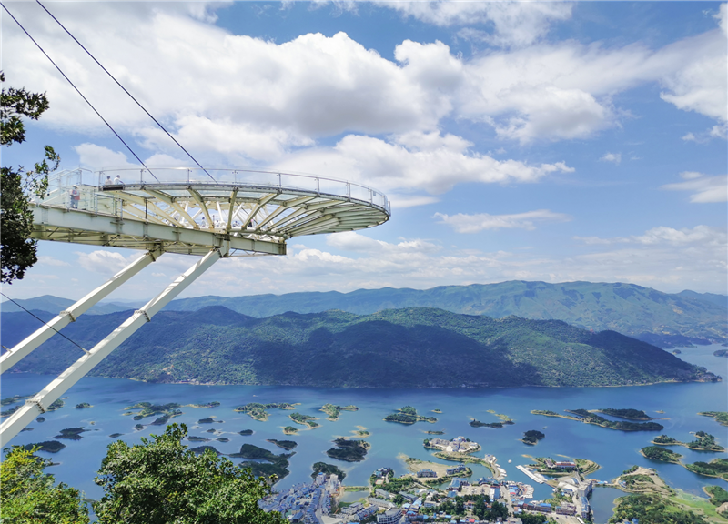 黄石仙岛湖天空之城景区迎来首个跨省旅游团_fororder_02