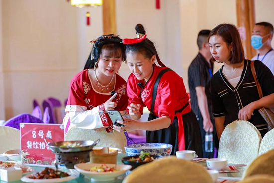 “多彩贵州 诗画绥阳”辣椒美食节暨特色产品展销活动正式启动_fororder_微信图片_20220602210811