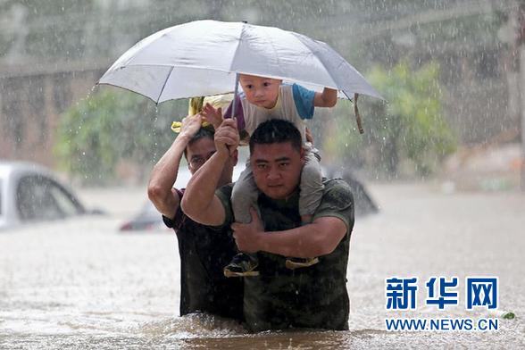 中下游全线超警戒水位——三问当前长江防汛形势