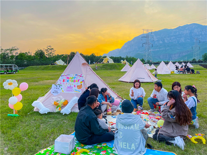 云台山300亩露营地火速“出圈” 开启山地休闲新模式_fororder_微信图片_20220523100841