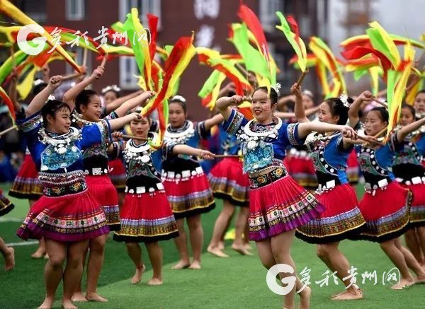 （市州）松桃：传承花鼓技艺 弘扬苗族文化