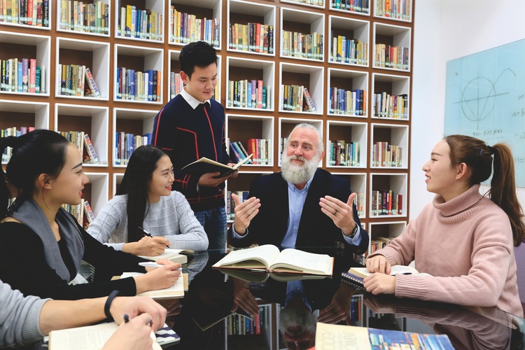 郑州西亚斯学院与美国富特海斯州立大学合作办学二十周年庆典顺利举办_fororder_3双学位项目