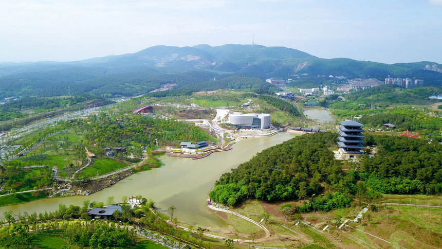 湖北荆门：生态修复造就园林盛景