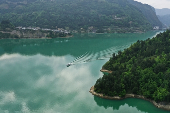 Pengshui, Chongqing: Wujiang Waterway Fully Reopens for Sailing_fororder_图片3