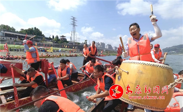 走进龙舟节 | 龙舟逐浪争上游 金州健儿备战忙