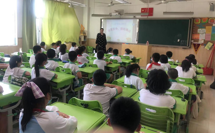 （原创）石家庄市育新实验小学积极开展禁毒教育宣传活动_fororder_图片2