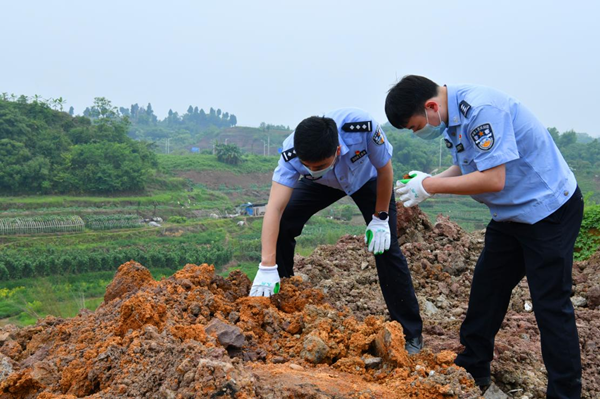 双城经济圈警务合作 联手侦破跨省非法倾倒固体废物污染环境案_fororder_图片1