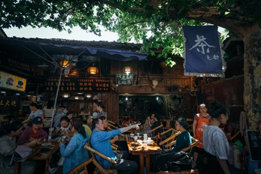 Kuanzhai Alley in Chengdu, Sichuan, selected as the first batch of "National Demonstration Pedestrian Street"_fororder_22