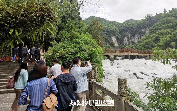 山海协力助文旅市场复苏  黔粤携手推动“2022年百万老广游贵州”