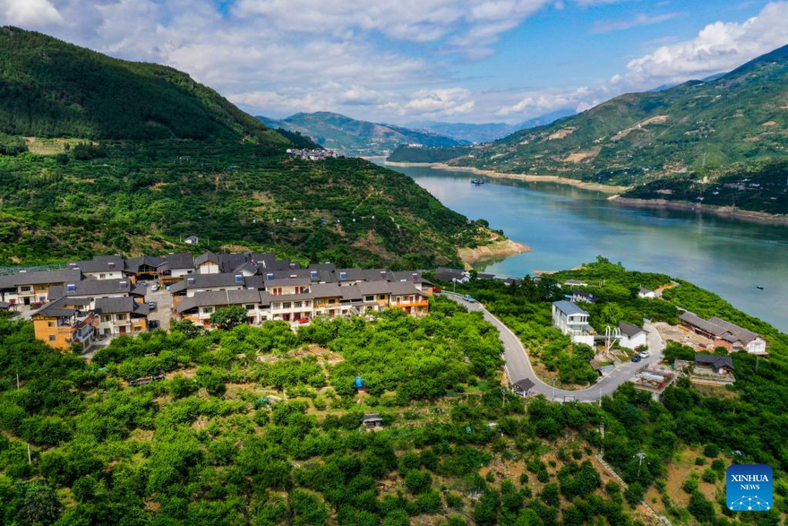 Scenery of Wushan section of Yangtze River in Chongqing