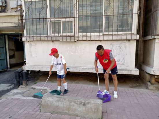 沈阳铁西十万师生加入“清洁沈阳”志愿服务活动