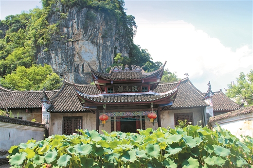 广西富川瑶族自治县秀水村大力发展乡村旅游