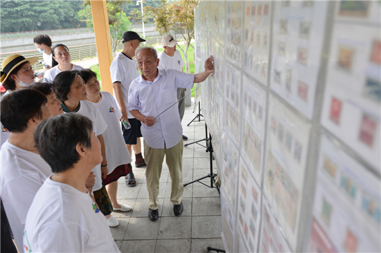 （B 社会广角列表 三吴大地泰州 移动版）泰州举办“奋斗新时代、军人显风采”主题党日活动