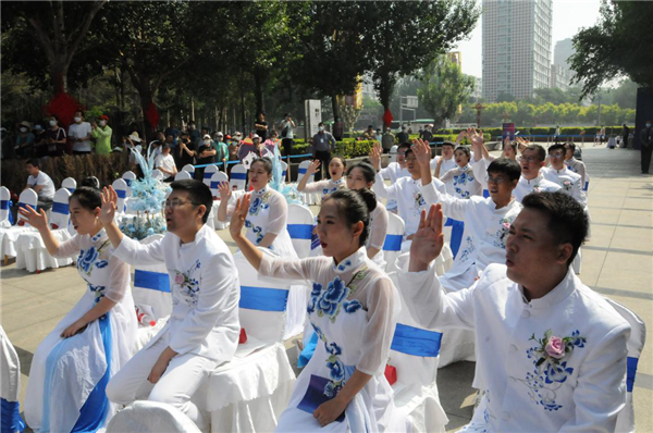 “丹青颂英雄，红罗织嫁衣”沈阳市皇姑区为抗疫情侣举办集体婚礼_fororder_婚礼2