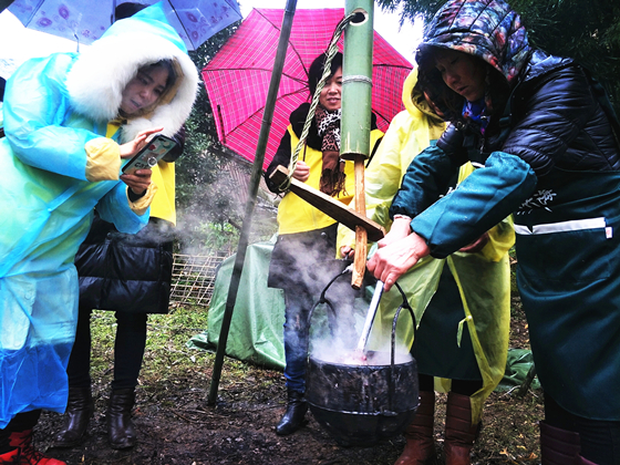 【区县联动】【梁平】梁平：千余名游客畅游百里竹海 体验别致风味【区县联动】梁平：千余名游客畅游百里竹海