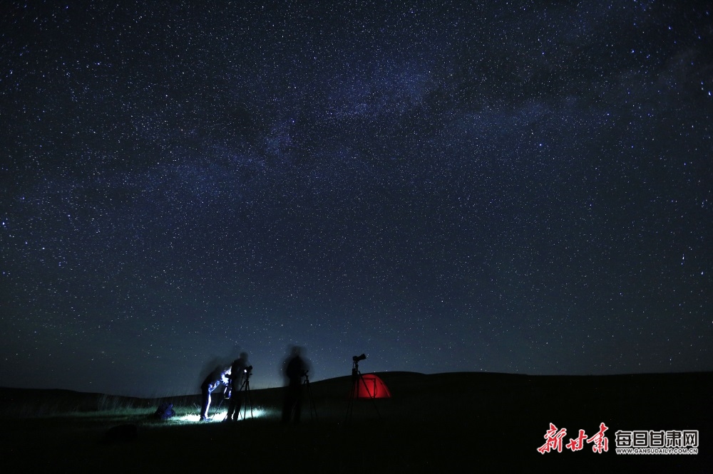 【大美甘肃】超震撼 夏日夜晚 在山丹马场草原仰望星空_fororder_2