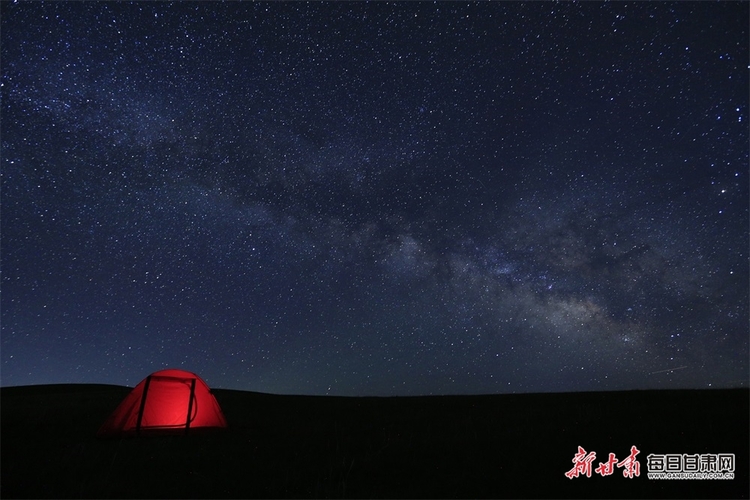 【大美甘肃】超震撼 夏日夜晚 在山丹马场草原仰望星空_fororder_1