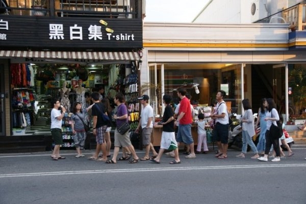 香港人眼中的台湾：生活比大陆艰难 到处都是铁皮屋（组图）