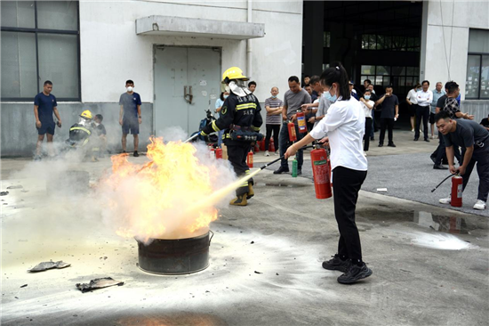 苏州相城度假区（阳澄湖镇）“村消企”携手消防演练 助力“安全生产月”活动_fororder_图片2