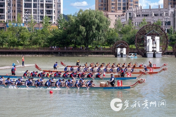 （中首）2022年“水韵贵州”佛黔文化旅游周暨施秉独木龙舟节闭幕