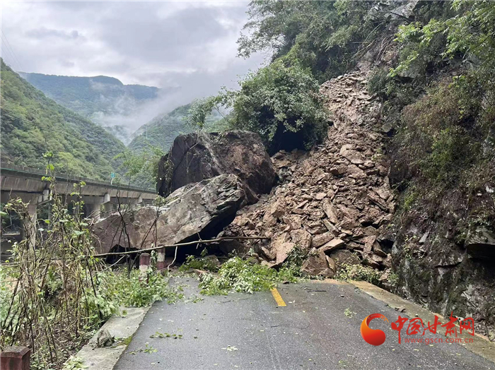 陇南：碧口公路段打通省道206线堵点 辖区水毁路段全线贯通_fororder_2