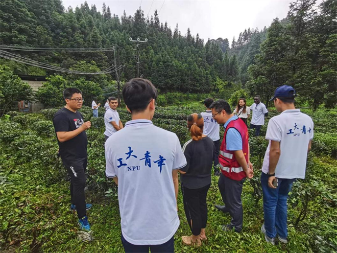 西北工业大学学生社会实践队走进广西融水 感悟脱贫攻坚背后的力量_fororder_图片3