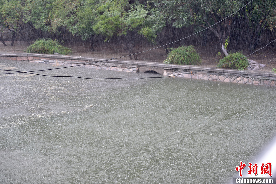 北京发布暴雨黄色预警 局地有大暴雨