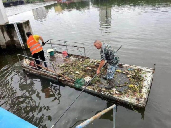 秦皇岛市推行入海河流垃圾系统治理机制见成效_fororder_15