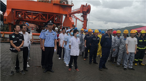 宁德蕉城区完成硫酸泄漏生产安全事故政企联动应急演练预演活动