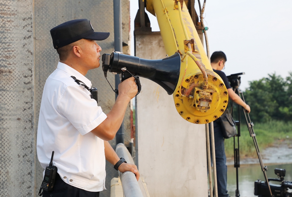 江苏：渔船出海迎开捕_fororder_2