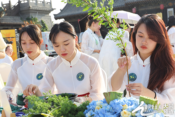 大同举行“花开忘忧 生活幸福”现场插花雅集主题活动