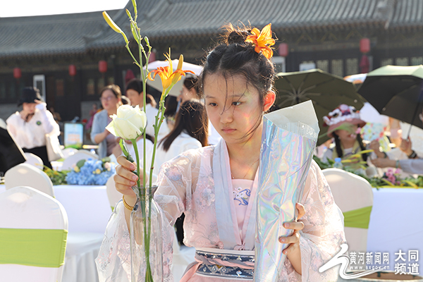 大同举行“花开忘忧 生活幸福”现场插花雅集主题活动