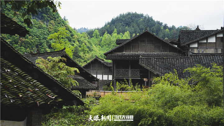 遵义乌江寨：偷得浮生半日闲  愿居江畔山水间