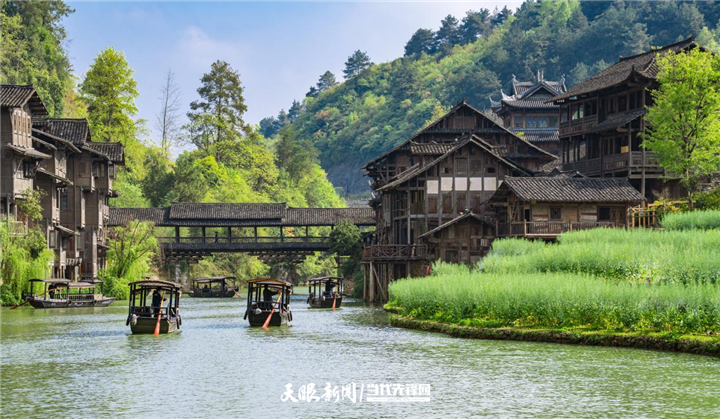 遵义乌江寨：偷得浮生半日闲  愿居江畔山水间