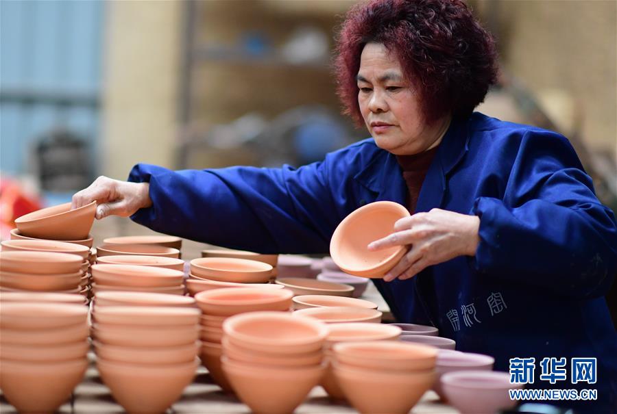 福建南平：重焕生机的建盏工艺