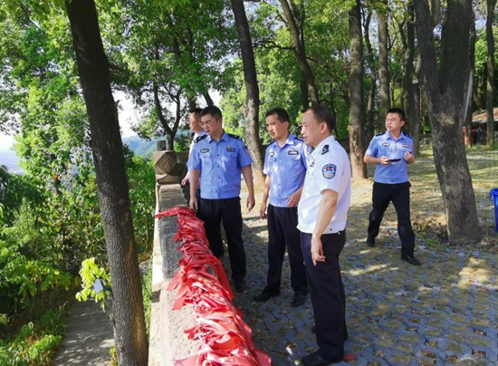 【原创】战高温护平安 重庆九龙坡警方宣防结合筑牢辖区山林“防火墙”_fororder_微信图片_20220824132149