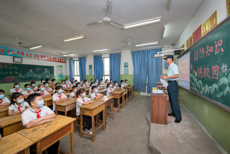 河北泊头各学校开展纪念“九一八”事变91周年暨国防教育日主题活动_fororder_1