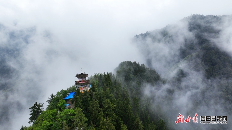 【大美甘肃】兰州榆中兴隆山：山色空蒙雨亦奇 云烟缥缈似画卷_fororder_1