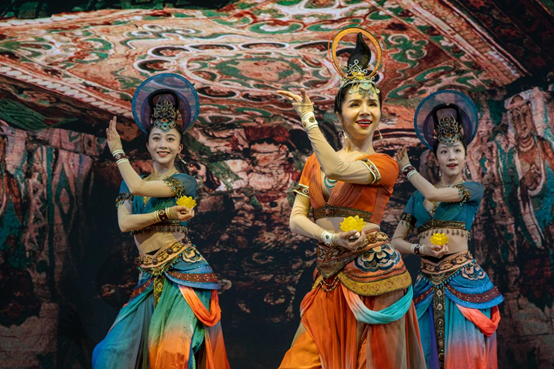 The Sixth Colourful World - Cultural Exhibition of Countries along the Belt and Road Launched_fororder_221-3