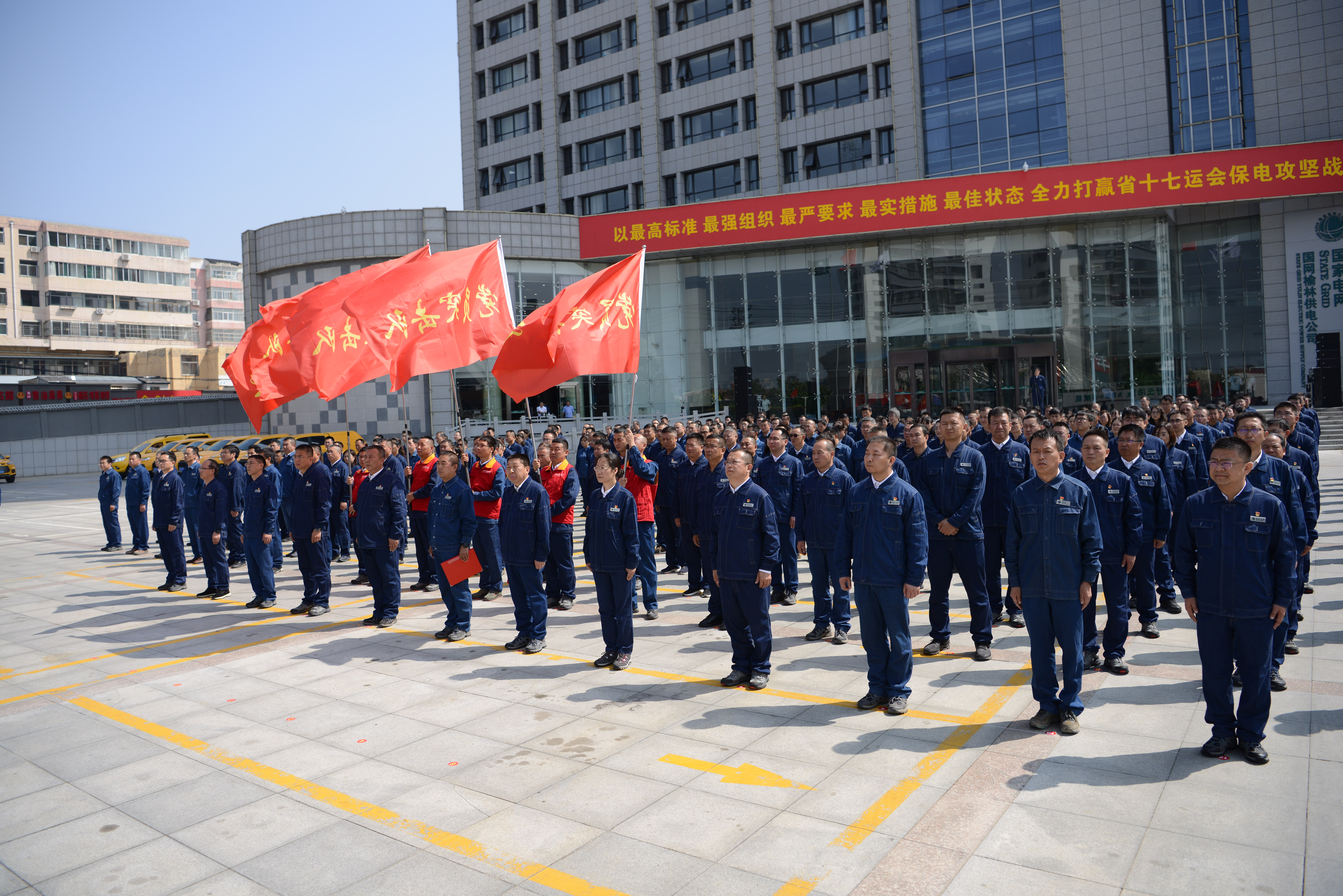 “电”燃盛夏之光 ——国网榆林供电公司2022年迎峰度夏工作纪实_fororder_图片3