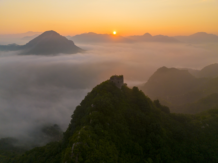 河北：壮美长城